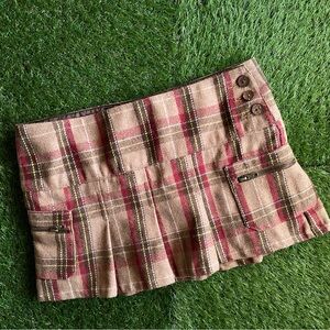 Hollister Co. plaid skirt